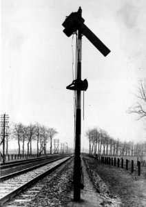 HUA-153872-Afbeelding van een voorsein van de N.S. (model H.S.M.-N.S.)