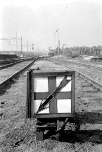 HUA-153914-Afbeelding van een rangeerstoplantaarn van de N.S. te Utrecht