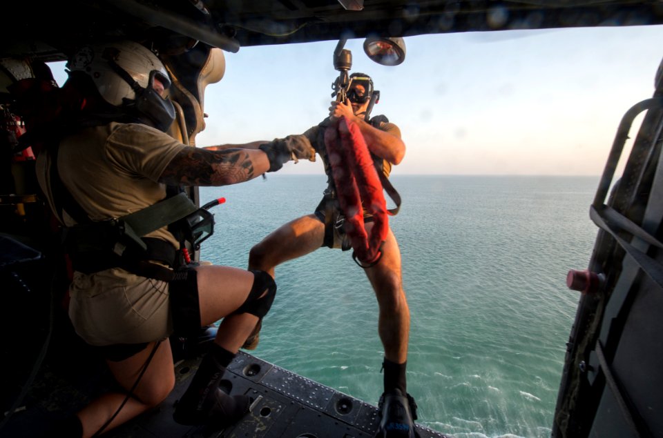 HSC-26 SAR Training 150815-N-TB410-153