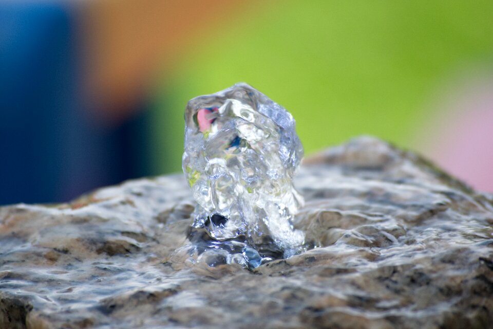 Flow clear water feature