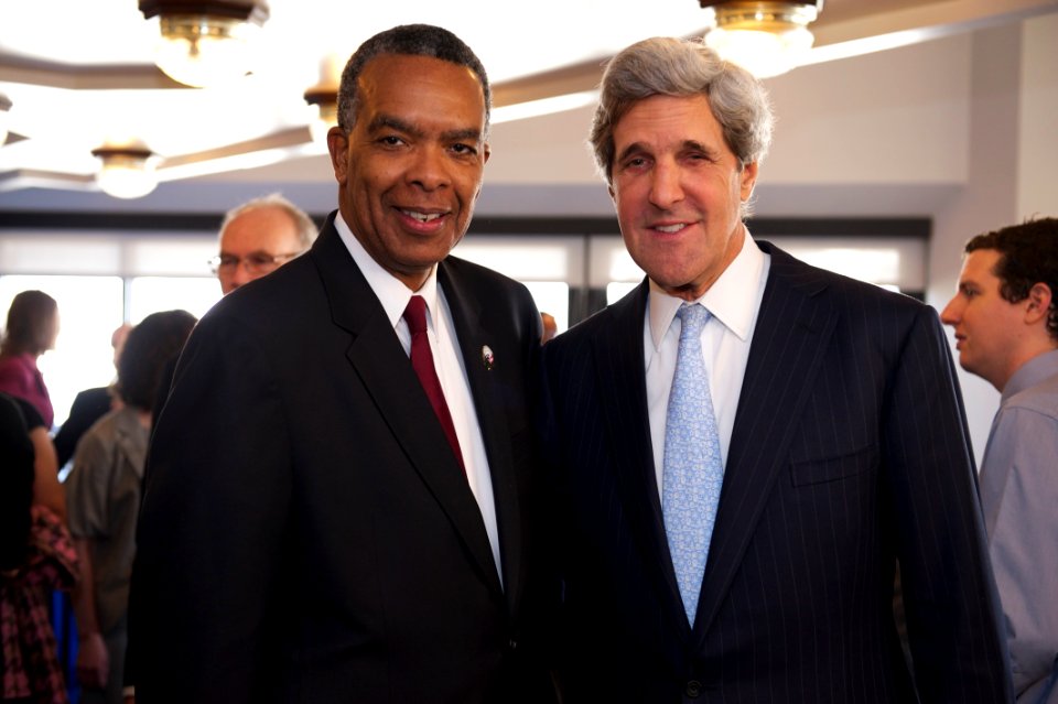 HQ 2012-0313-D126 (6985369071)