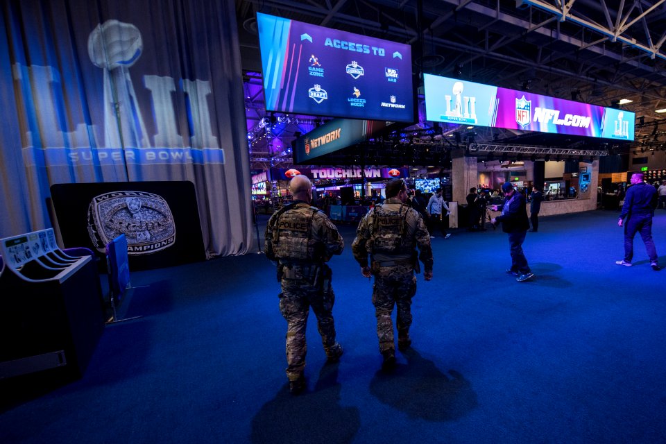 HSI SRT Security at the Minneapolis Convention Center (39298651154)