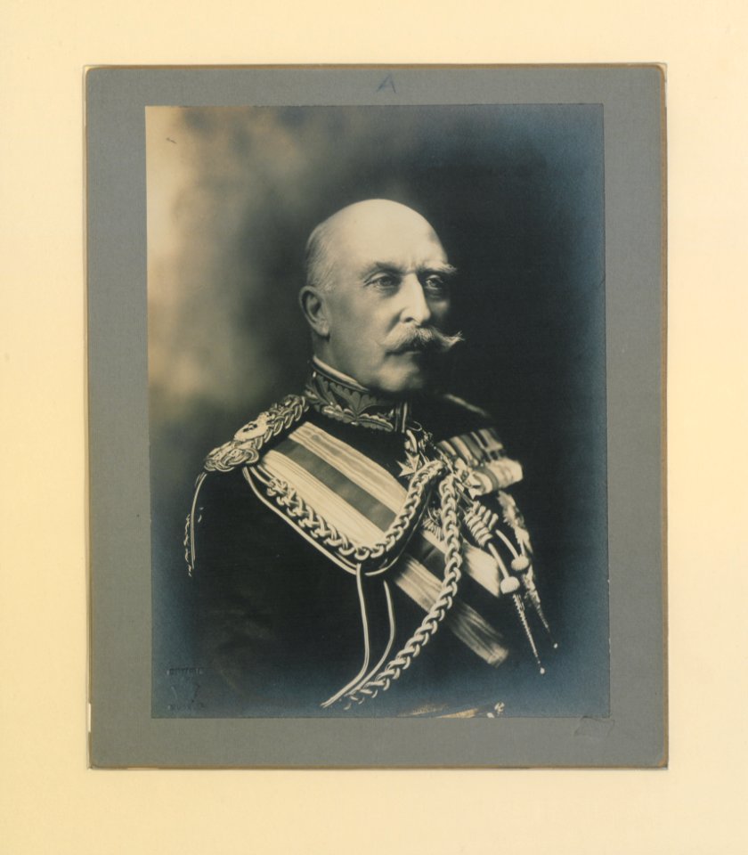 HRH Duke of Connaiight Photo A (HS85-10-26757) original