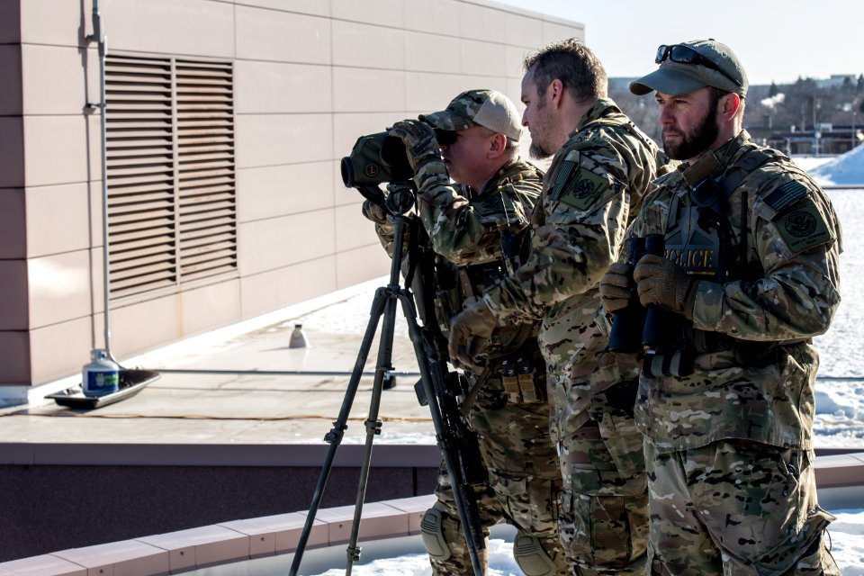 HSI SRT Security at the Minneapolis Convention Center (39960019382)