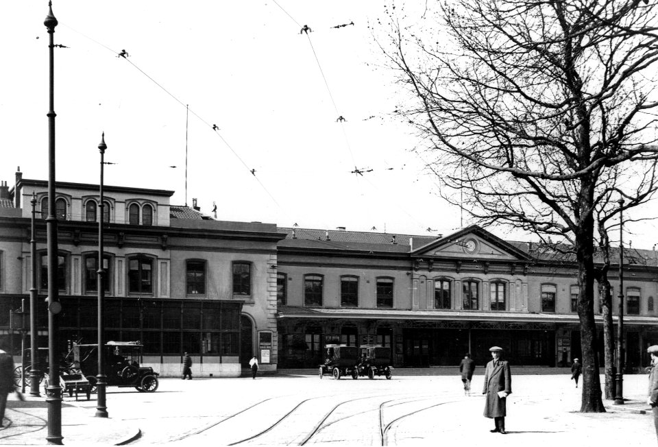HUA-163179-Gezicht op het S.S.-station Utrecht C.S. te Utrecht