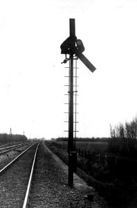 HUA-153891-Afbeelding van een aftakkingsvoorsein van de N.S