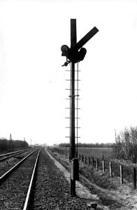 HUA-153897-Afbeelding van een aftakkingsvoorsein van de N.S