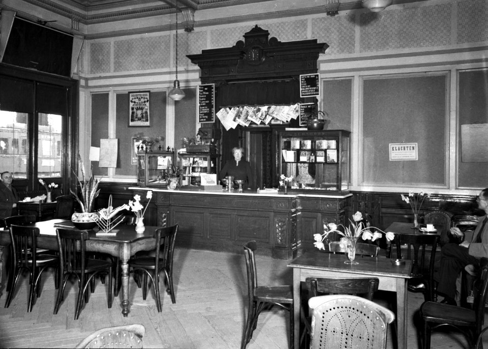 HUA-166083-Interieur van het NS station Hoorn te Hoorn wachtkamer 1e en 2e klasse
