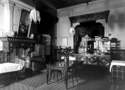 HUA-166092-Interieur van het N.S.-station Kesteren te Kesteren- wachtkamer 2e klasse