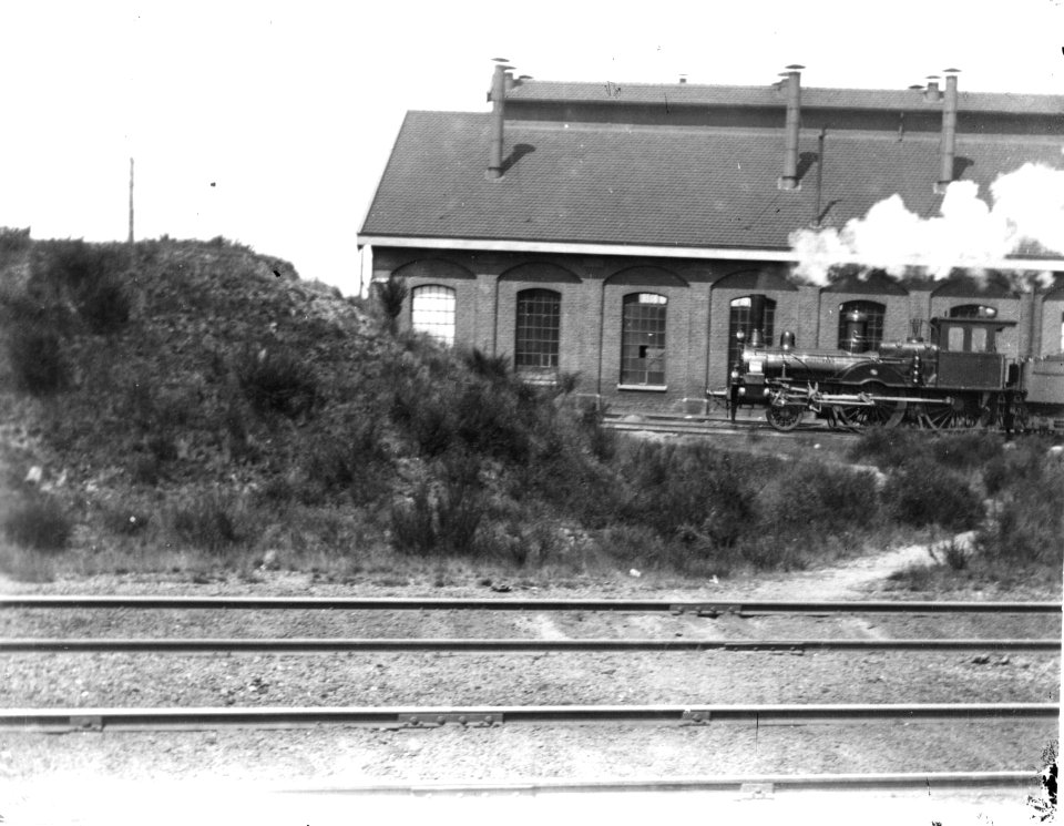 HUA-160532-Afbeelding van de stoomlocomotief nr. 154 Boerhave van de H.S.M. (later vernummerd tot nr. 1116, serie 1100 van de N.S.) te Amersfoort