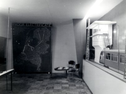 HUA-168225-Afbeelding van de wederopbouw-tentoonstelling van de N.S