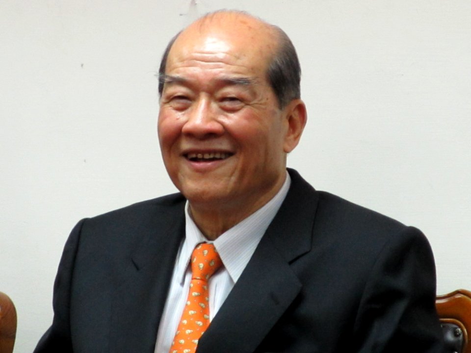 Huang Kun-huei from VOA (1)