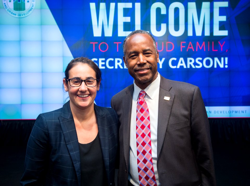 HUD Family Welcomes Secretary Carson (33138484752)