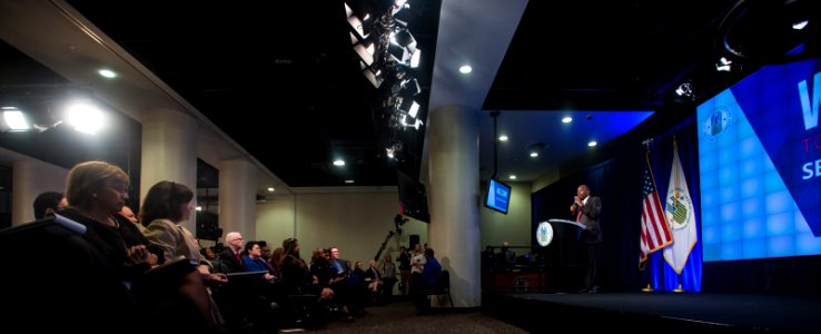 HUD Family Welcomes Secretary Carson (33293812945)