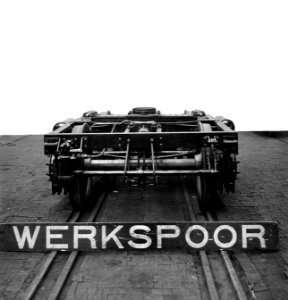 HUA-164410-Afbeelding van een draaistel type V, bestemd voor de rijtuigen nrs. ABec 8501-8511 en Cec 8537-8555 (electrisch buffermaterieel, mat. 1924, Blokkendozen) van de N.S. op het terrein van Werkspoor te 