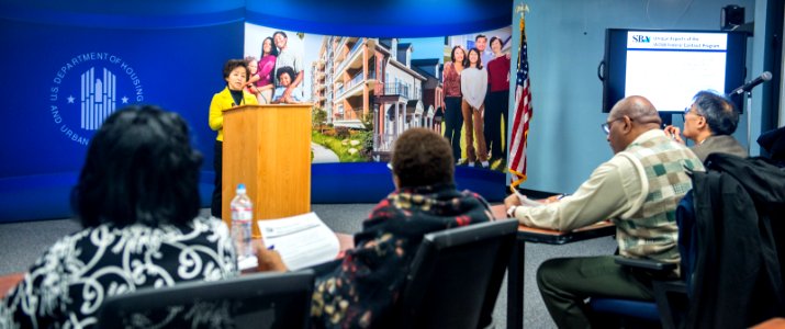 HUD WOSB Outreach Event and Training Workshop (40844584181)