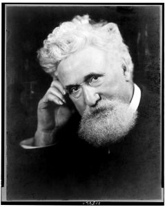 Hudson Maxim, head-and-shoulders portrait, facing left LCCN92512423