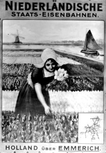 HUA-167083-Afbeelding van een affiche van de N.S. voor treinverbindingen vanuit Duitsland naar Nederland via Emmerich, met een meisje in klederdracht in een tulpenveld
