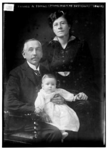 Hughes & family (Prime Min'r. of Australia) LCCN2014701721