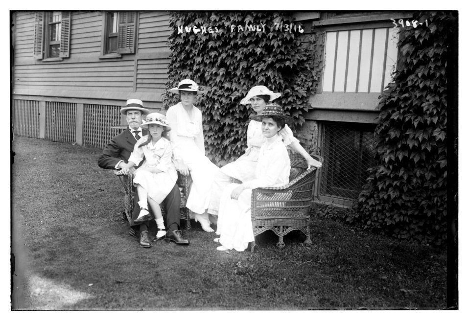 Hughes Family, 7-3-16 LCCN2014702122