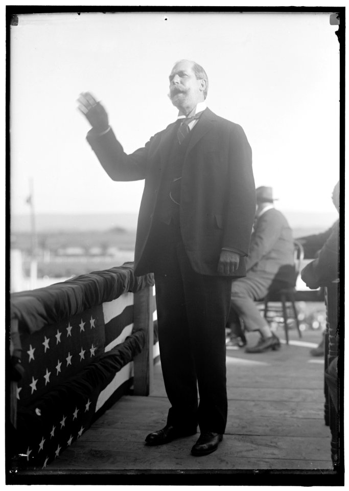 HUGHES, CHARLES EVANS, GOVERNOR OF NEW YORK, 1907-1910; ASSOCIATE JUSTICE OF SUPREME COURT, 1910-1916; CHIEF JUSTICE, 1930- LCCN2016867508