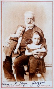 Hugo avec Georges et Jeanne 1872