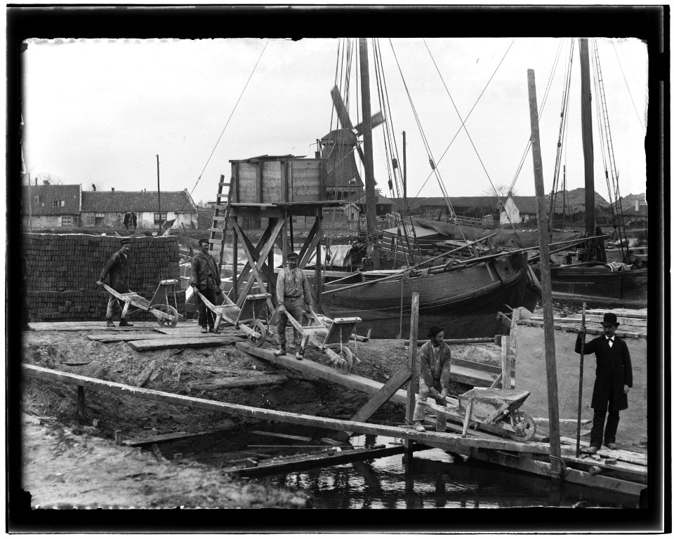 Hugo de Grootgracht bij de Bilderdijkkade Jacob Olie (max res)