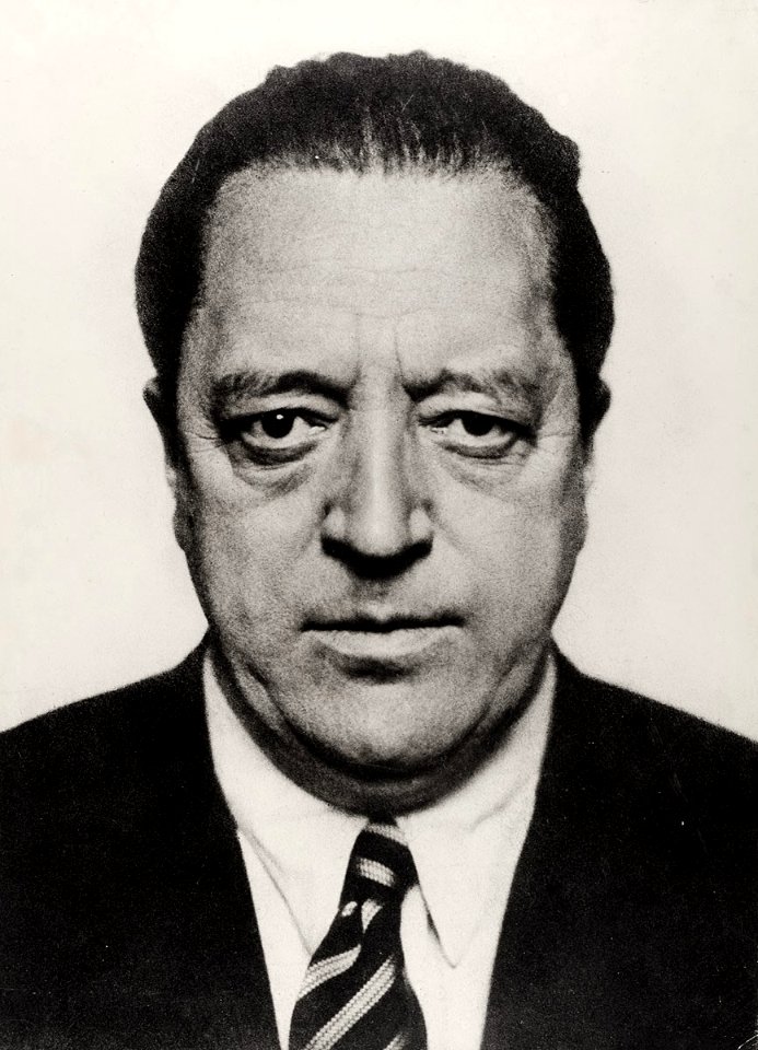 Hugo Erfurth - Portrait Ludwig Mies van der Rohe, 1934
