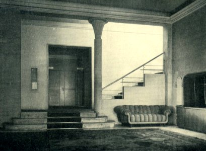 Hugo Schmölz (geb. 21. Januar 1879 in Sonthofen; gest. 27. April 1938 in Köln), Düsseldorf, Breidenbacher Hof, Blick auf den Raum der Direktion und der Telephonanlage