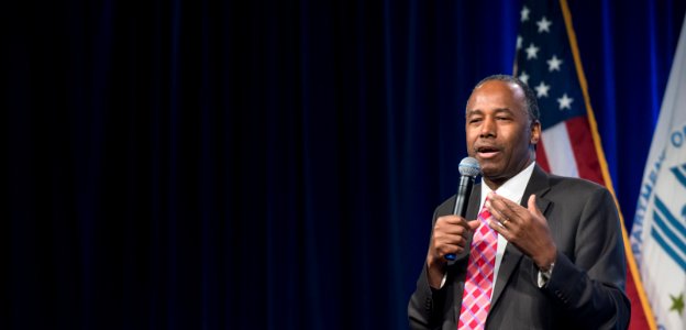 HUD Family Welcomes Secretary Carson (33293806865)