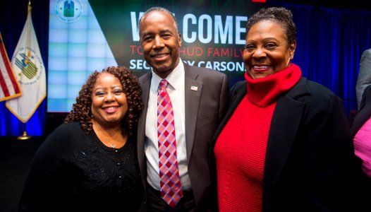 HUD Family Welcomes Secretary Carson (32910846730)