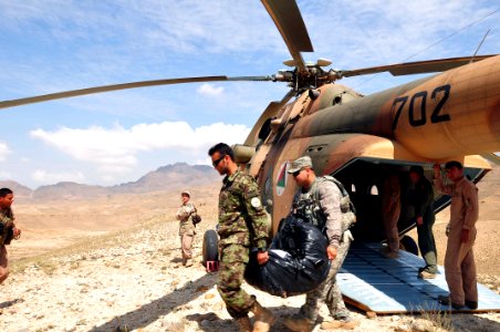 Humanitarian Aid Delivered to Afghan Village (4875626830)