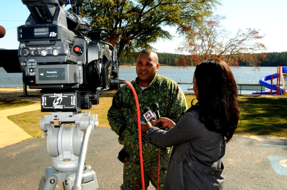 Hunt gets rave reviews from wounded warriors (6329386986)