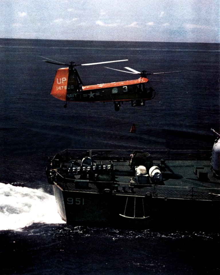 HUP-3 of HU-1 delivers mail to USS Turner Joy (DD-951) c1962
