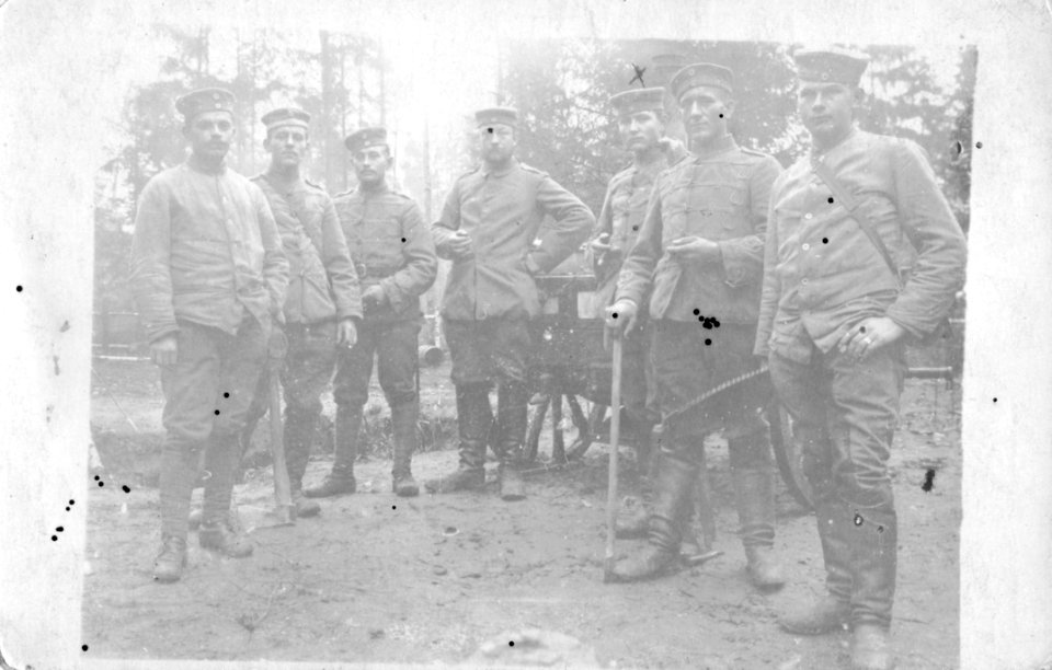 Husaren des Husaren-Regiments Nr. 15 an der Ostfront, 1915 oder 1916