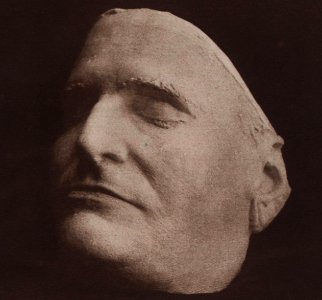 Hugo Bettauer (1872–1925) Totenmaske von Alexander Jaray (1870–1943) Photo von Wilhelm Willinger (1879–1943)