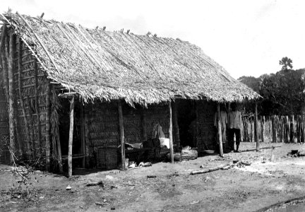 Hydda vid Audrolibé. N.v. Madagaskar. Madagaskar - SMVK - 001742
