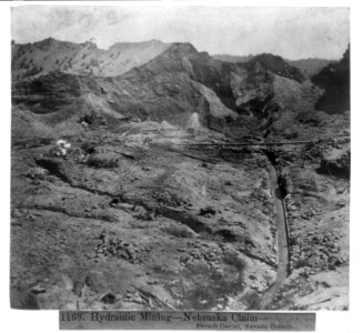 Hydraulic Mining - Nebraska Claim - Fr. Corral, Nev. County LCCN2002721055