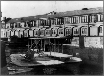 Hydro-aeroplane - Wright model at Battery, N.Y. LCCN2002718324