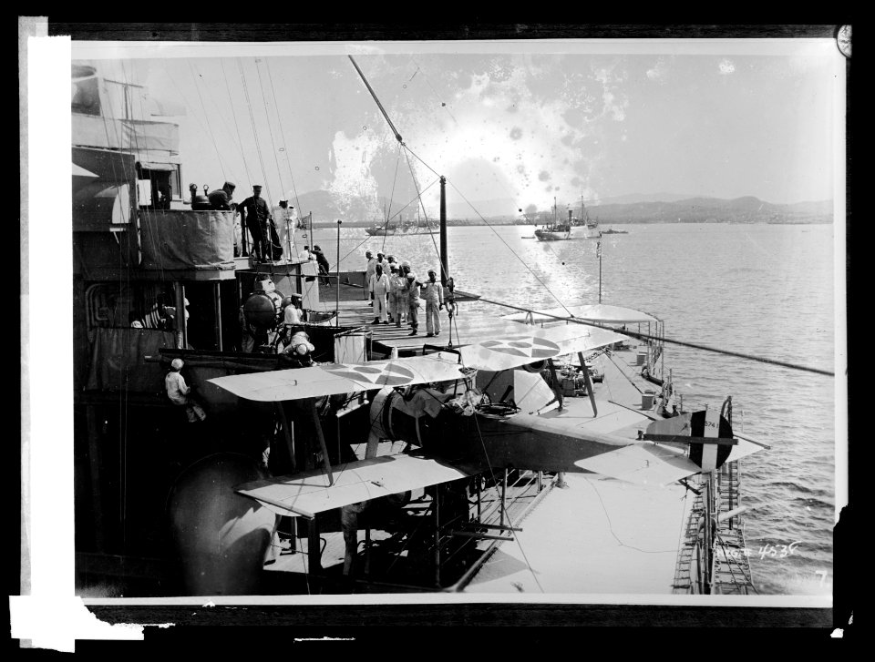 Hydroplane study LCCN2016823517