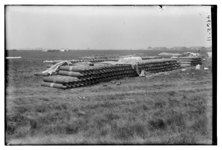 Hydrogen gas supplies for British airship R34, at Roosevelt Field, near Mineola, Long Island, 1919 LCCN2014709234