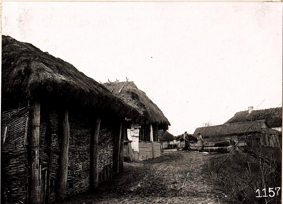 Hütte in Platydny, bei Wladimir Wolinsky (BildID 15709086)