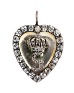 Hängsmycke i form av ett hjärta av förgylld silver med bergkristall, 1772 - Hallwylska museet - 110376