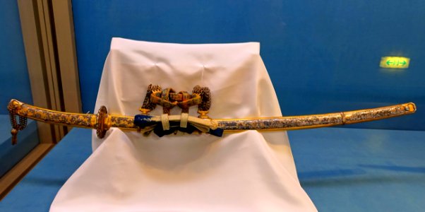 Hyogogusari-no-tachi style sword mounting, by Kitagawa Hokusen, for tachi sword by Tomonari, Edo period, 1800s AD - Tokyo National Museum - Tokyo, Japan - DSC09453