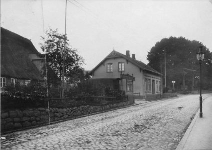 Häuser von Fuhrmann Heinrich Stölting in der Schönberger Straße 15-17 (Ecke Feldweg) in Wellingdorf (Kiel 50.443)