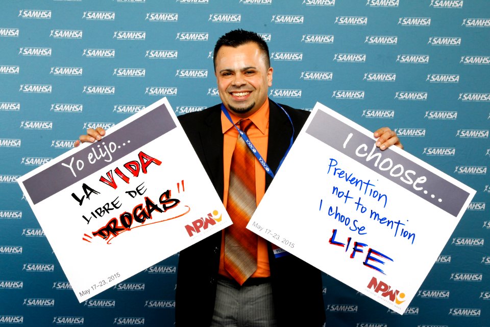 I choose... Prevention not to mention I choose LIFE. Yo elijo... La vida libre de drogas. (18162390955)