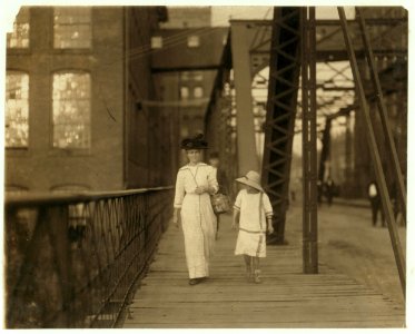 I found some young helpers like his one in the Muscogee Mills, Columbus, Ga. LOC nclc.02837