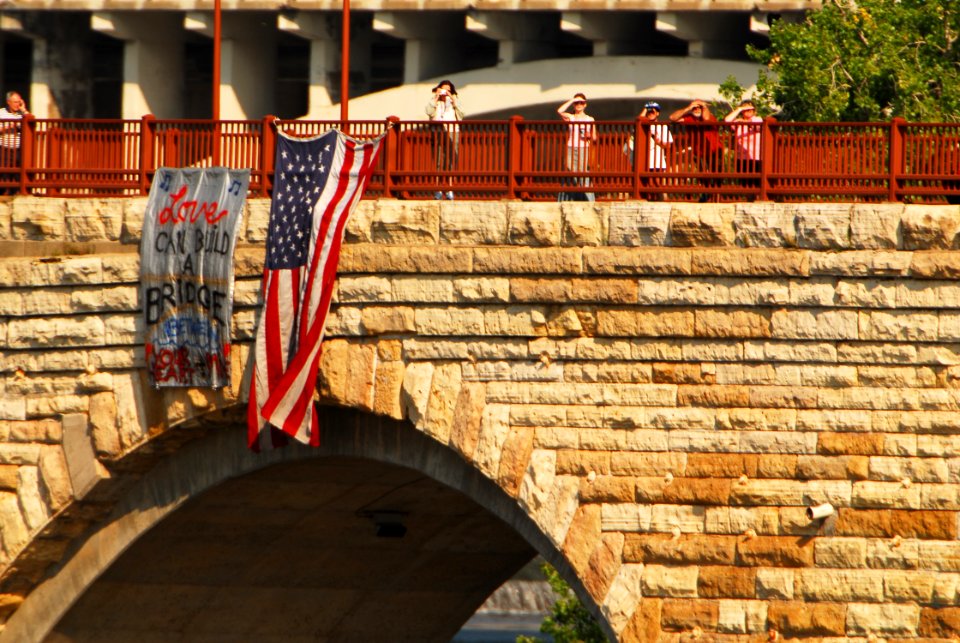 I-35 Bridge Cleanup DVIDS53355