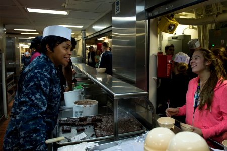 Ice Cream Social 141014-N-MD297-045