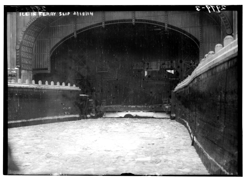 Ice in Ferry Slip, 2-18-14 LCCN2014695336